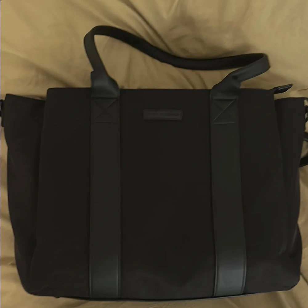 Poppy & Peonies Black Daily Tote Bag 🖤 - Picture 2 of 7